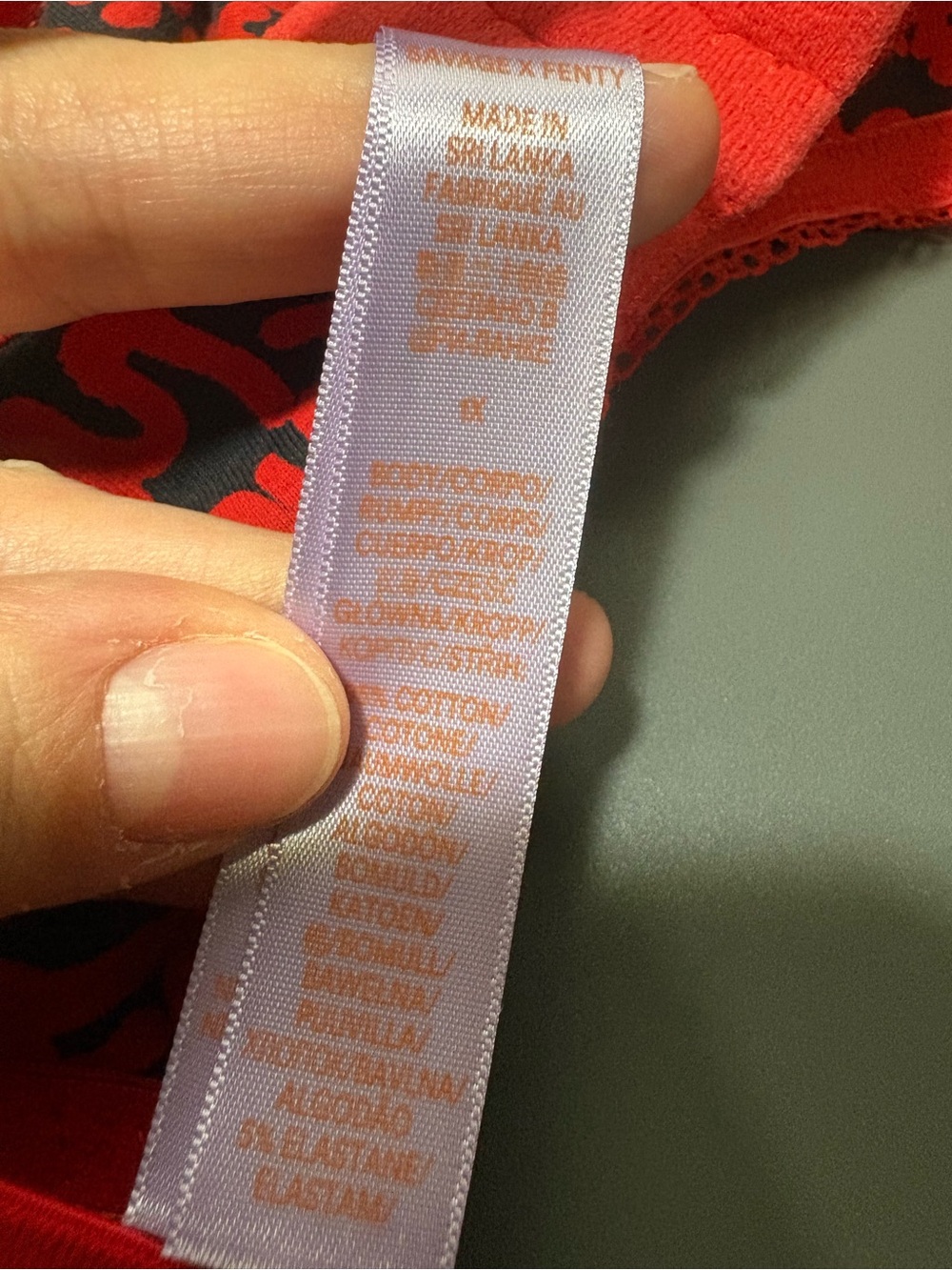 SAVAGE X FENTY Wireless Red and Black  Patterned Lace Trim Bralette - Picture 6 of 6